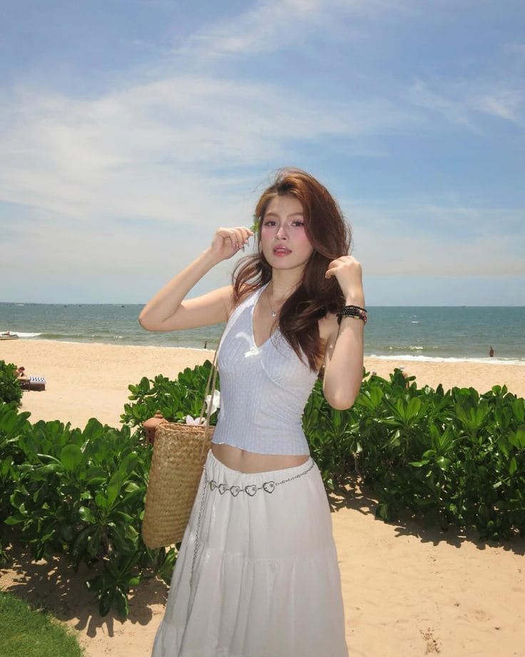 Tạo Dáng Chuẩn Đẹp Với Chân Váy Đi Biển Trong Mọi Hoàn Cảnh 11 Chất liệu nào lý tưởng cho chân váy đi biển