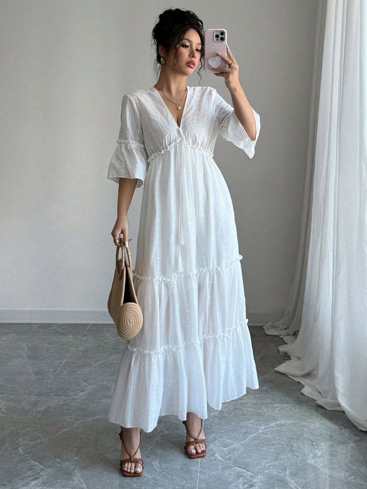 Top 6+ Đầm Maxi Đi Biển Có Tay Che Bắp Tay To Đẹp Hết Ý 4 Những Kiểu Đầm Maxi Đi Biển Có Tay Đẹp "Mê Hồn" - Đầm Maxi Tay Loe