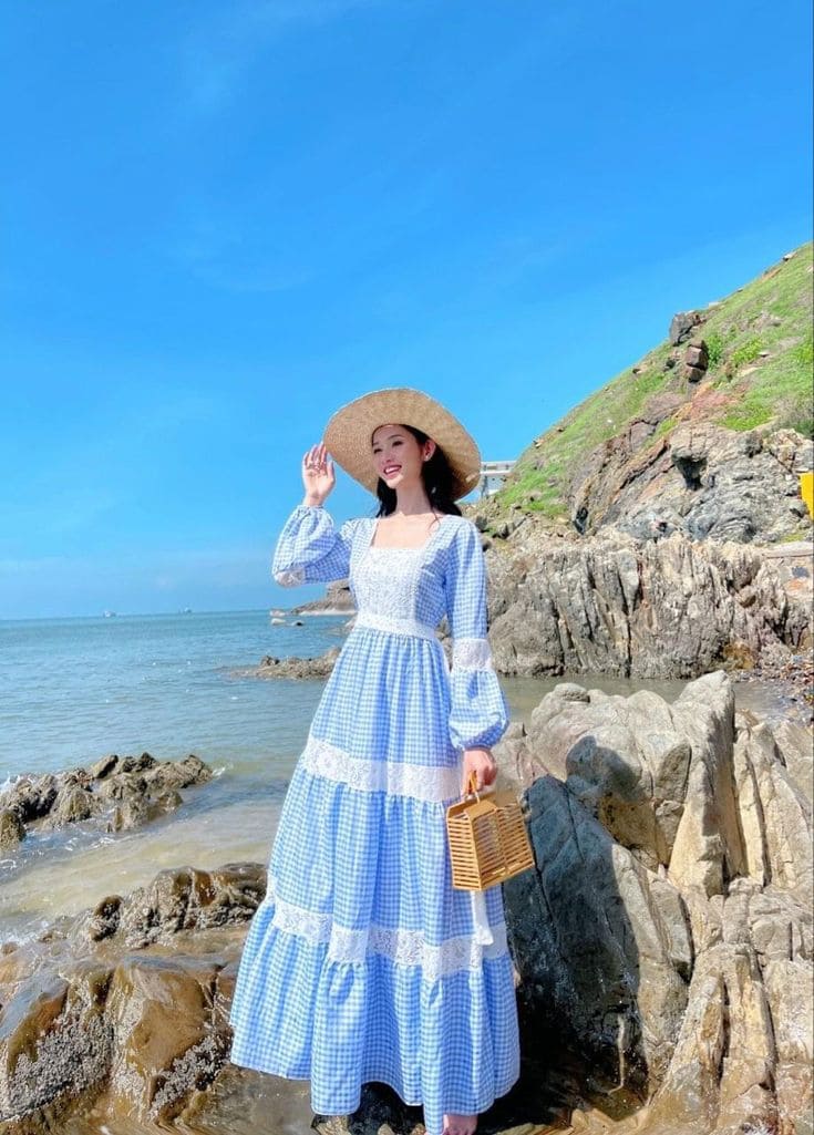 Top 6+ Đầm Maxi Đi Biển Có Tay Che Bắp Tay To Đẹp Hết Ý 6 Những Kiểu Đầm Maxi Đi Biển Có Tay Đẹp "Mê Hồn" - Đầm Maxi Tay Dài