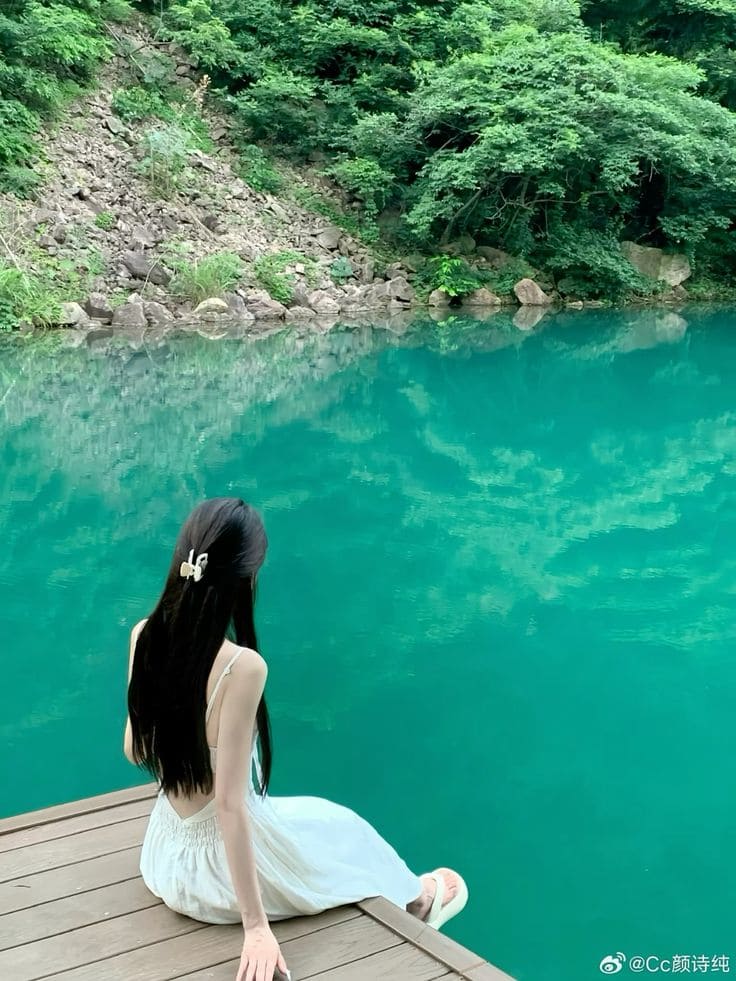 Đầm Maxi Hở Lưng Đi Biển Quyến Rũ, Hóa Nàng Thơ Bên Biển Xanh 15 Kết luận - Hãy để đầm maxi hở lưng đi biển nâng tầm phong cách của bạn