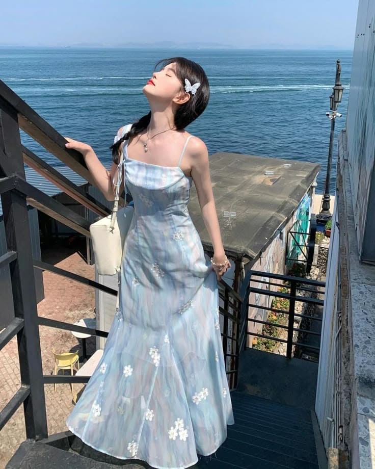 Đi Biển Mặc Gì Cho Chất? Diện Đồ Biển Đẹp Sành Điệu Như Fashionista 4 Những Nguyên Tắc Vàng Khi Chọn Đồ Đi Biển