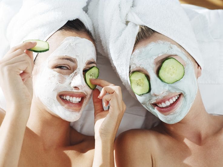 Da Mịn Màng Dưới Ánh Nắng Với 10 Loại Mặt Nạ Dưỡng Da Đi Biển 19 Cách Dùng Mặt Nạ Dưỡng Da Đi Biển Hiệu Quả Nhất - Sau Khi Đi Biển