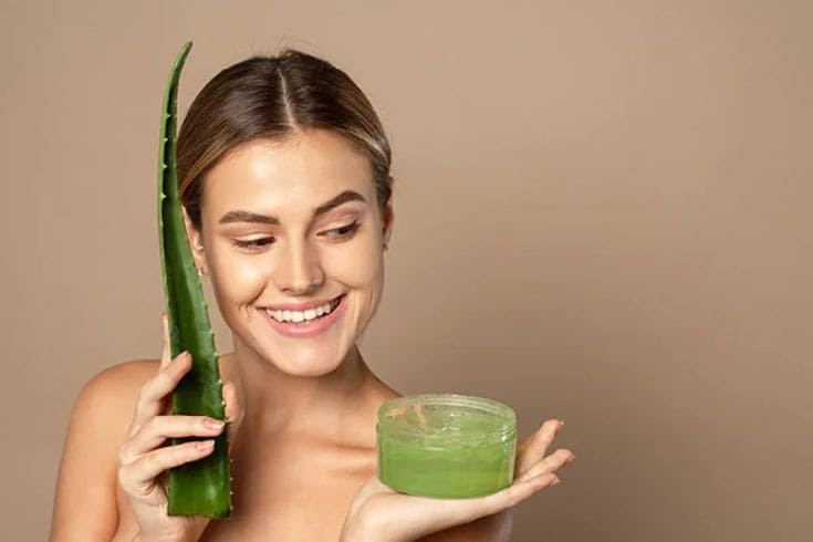 Da Mịn Màng Dưới Ánh Nắng Với 10 Loại Mặt Nạ Dưỡng Da Đi Biển 5 Các Loại Mặt Nạ Dưỡng Da Đi Biển Phù Hợp Mọi Làn Da - Mặt Nạ Nha Đam
