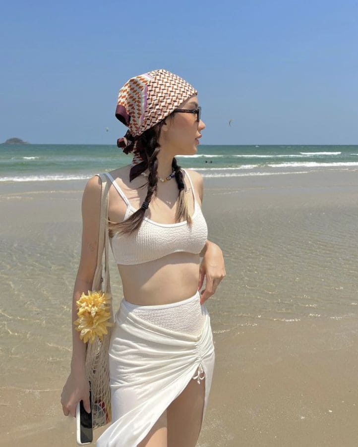 Hè Này, Hãy Thử Ngay 6 Set Đồ Trắng Đi Biển Siêu Hot Trend 22 Bí Kíp Nổi Bật Với Set Đồ Trắng Đi Biển