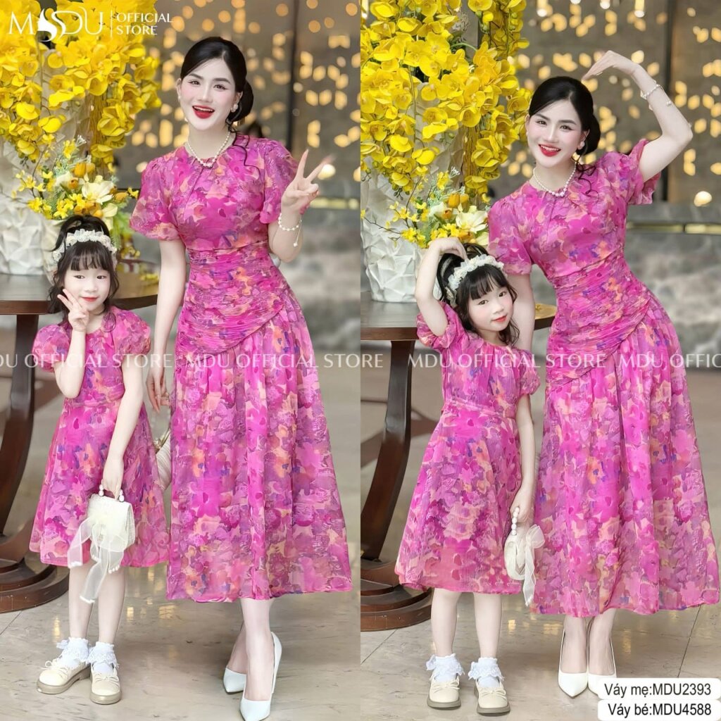 10 Mẫu Thời Trang Đi Biển Cho Bé Đẹp Thoáng Mát Mẹ Không Thể Bỏ Qua 14 Cách phối đồ đi biển - Mẹ và con cùng tỏa sáng