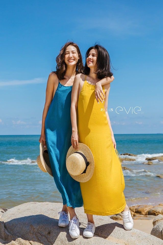 Thời Trang Đi Biển Cho U40 Cách Phối Đồ Vừa Tôn Dáng Vừa Che Khuyết Điểm 8 Chọn Thời Trang Đi Biển Cho U40 - Bí Quyết Từ Một Người “Nghiện” Biển - Đầm Suông