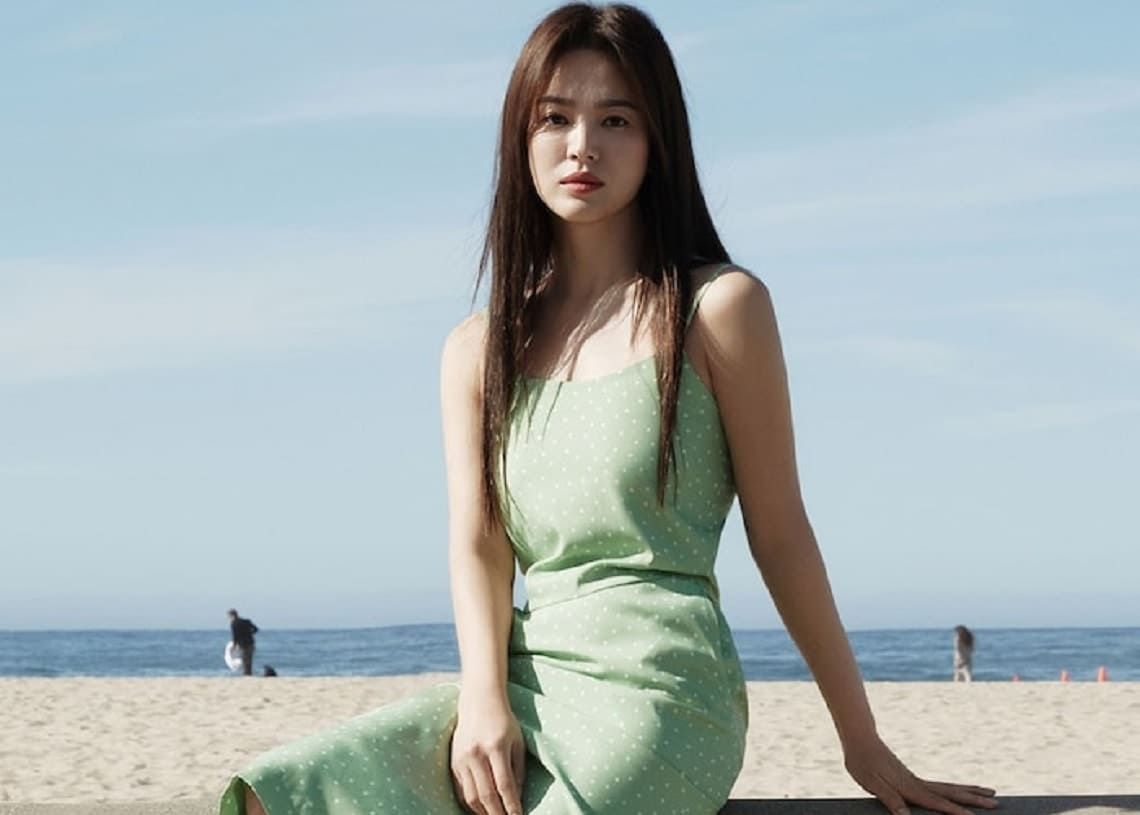 Thời Trang Đi Biển Của Sao Hàn Bí Quyết Tỏa Sáng Như Jennie và Rose 16 Các Phong Cách Trong Thời Trang Đi Biển Của Sao Hàn