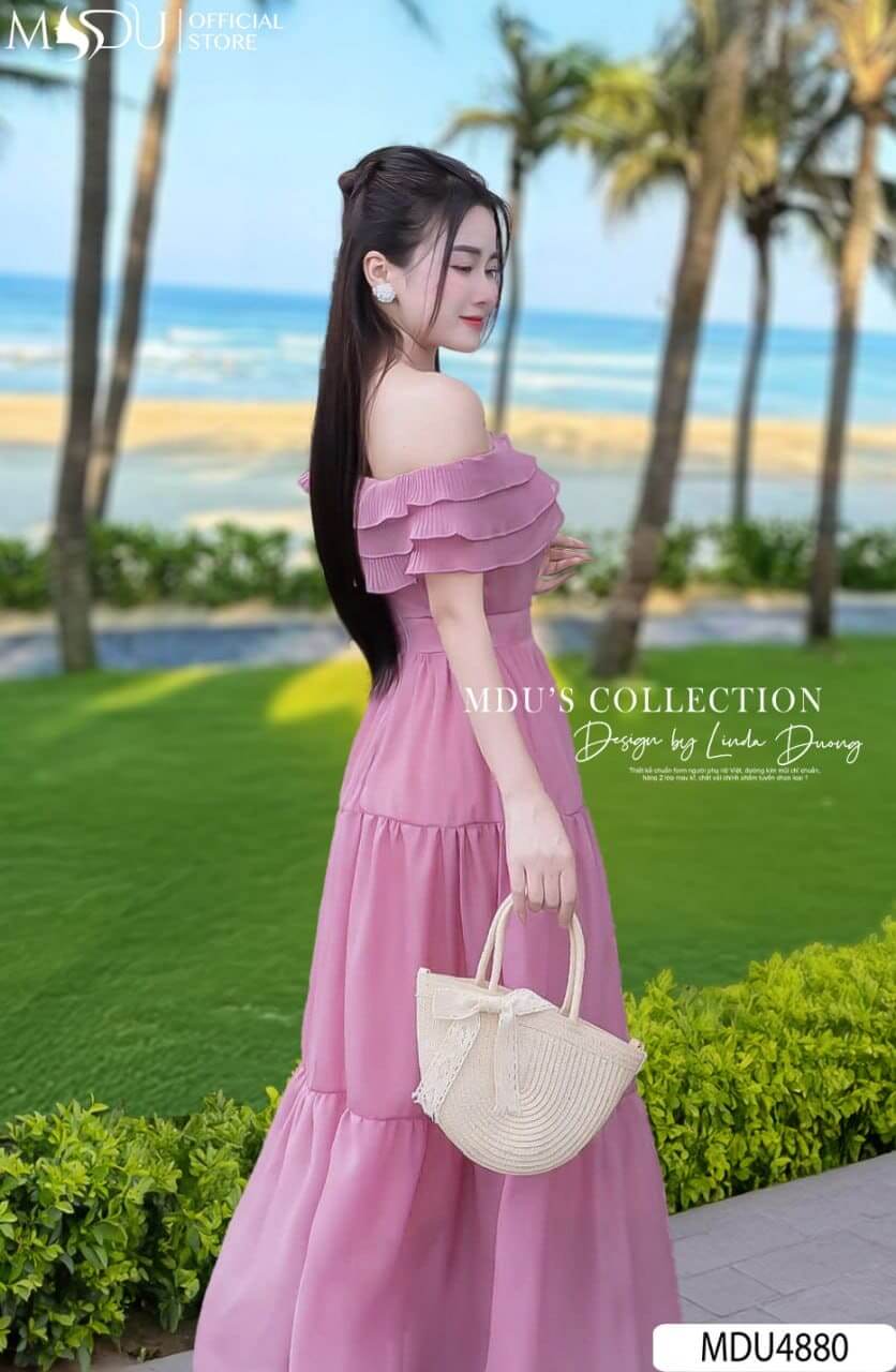Thời Trang Đi Biển Nữ: Biến Kỳ Nghỉ Thành Fashion Show 9 Thời trang đi biển nữ cho nàng cao ráo