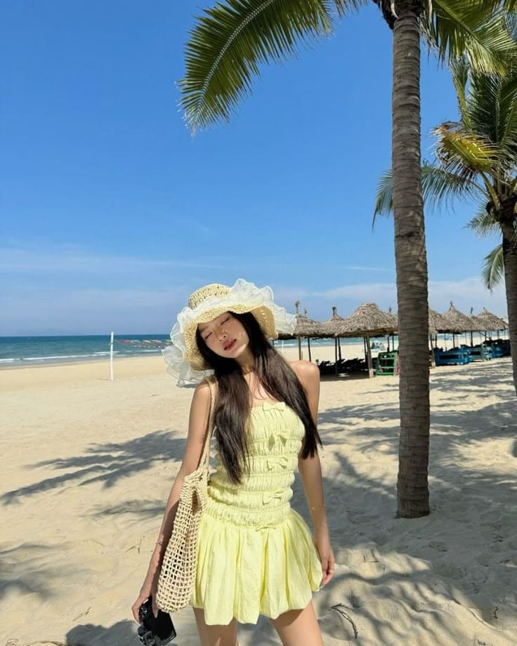 Trang Phục Đi Biển Cho Người Lùn 10 Set Đồ Hack Style Siêu Xinh 5 Nguyên tắc vàng khi chọn trang phục đi biển cho người lùn