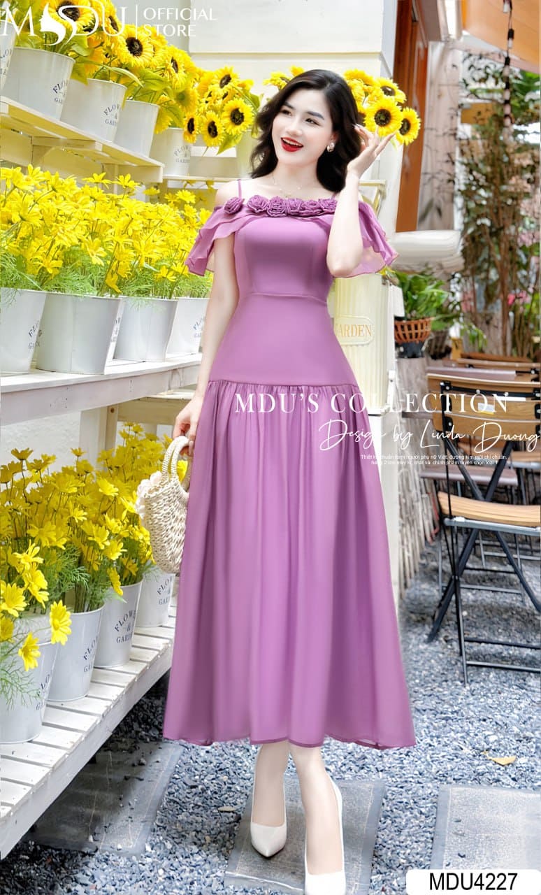 Top 10+ Mẫu Váy Đi Biển Màu Tím Không Thể Thiếu Cho Các Nàng 3 Các kiểu váy đi biển màu tím khiến bạn "yêu từ cái nhìn đầu tiên" - Váy maxi tím