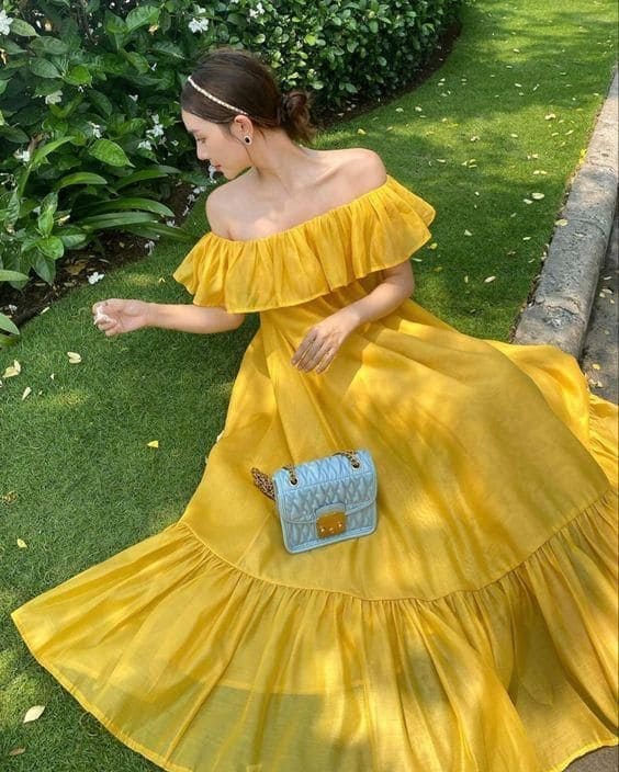Top Mẫu Váy Đi Biển Màu Vàng Hot Nhất 2025, Tỏa Sáng Như Nắng Hè 11 Bí kíp chọn váy đi biển màu vàng theo vóc dáng - Dáng vai rộng