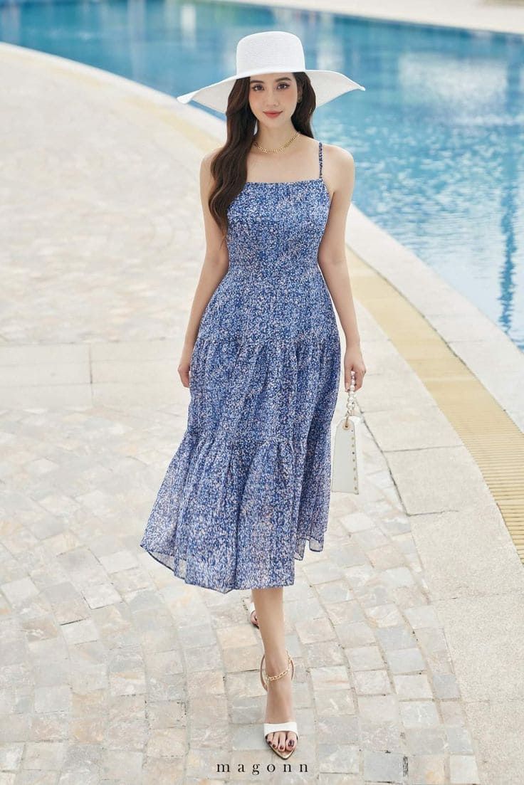 Cách Chọn Váy Maxi Cho Người Béo Bụng Hack Dáng Che Bụng Hiệu Quả 4 Top Mẫu Váy Maxi Đẹp Lung Linh Cho Người Béo Bụng - Váy Maxi Hai Dây Chấm Bi