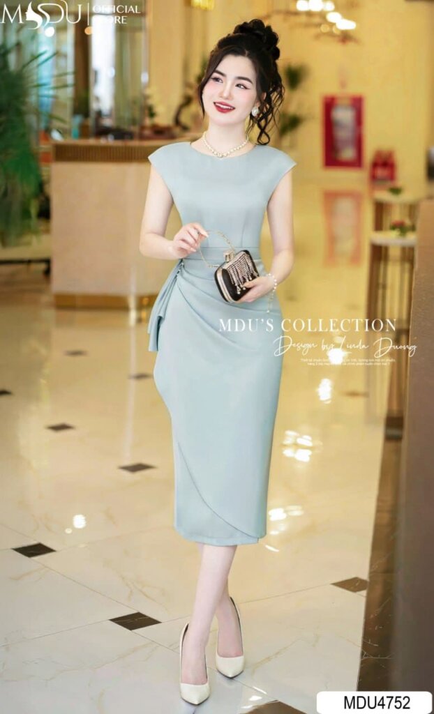 Váy Thiết Kế MDU4752 Dáng Ôm Body Với Xếp Ly Vạt Chéo Đính Ngọc