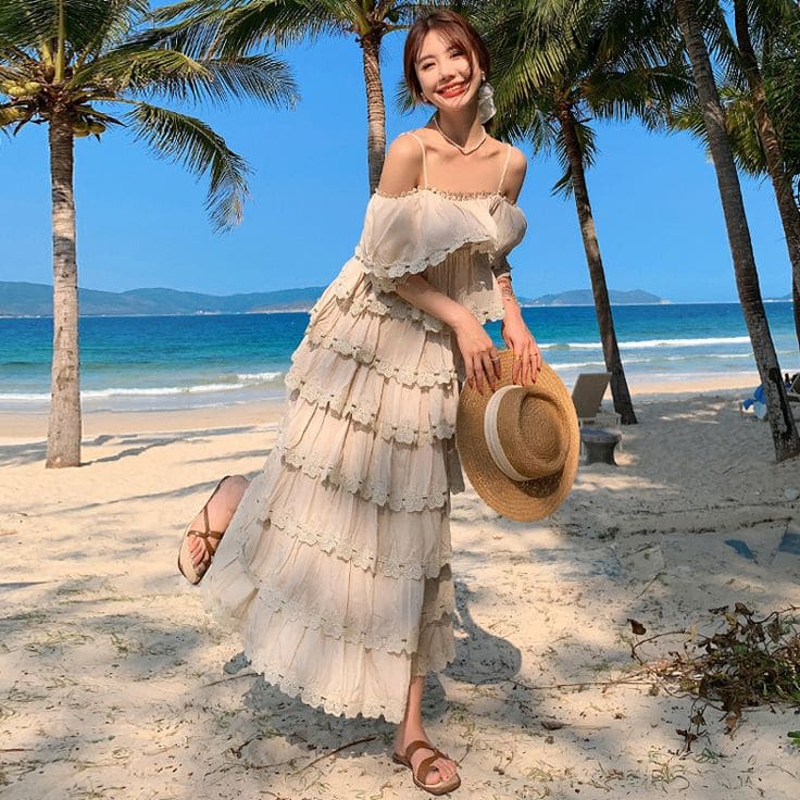 Hướng Dẫn Chọn Váy Trắng Đi Biển Cho Người Béo Tôn Dáng 16 Cách phối đồ với váy trắng đi biển để nổi bật
