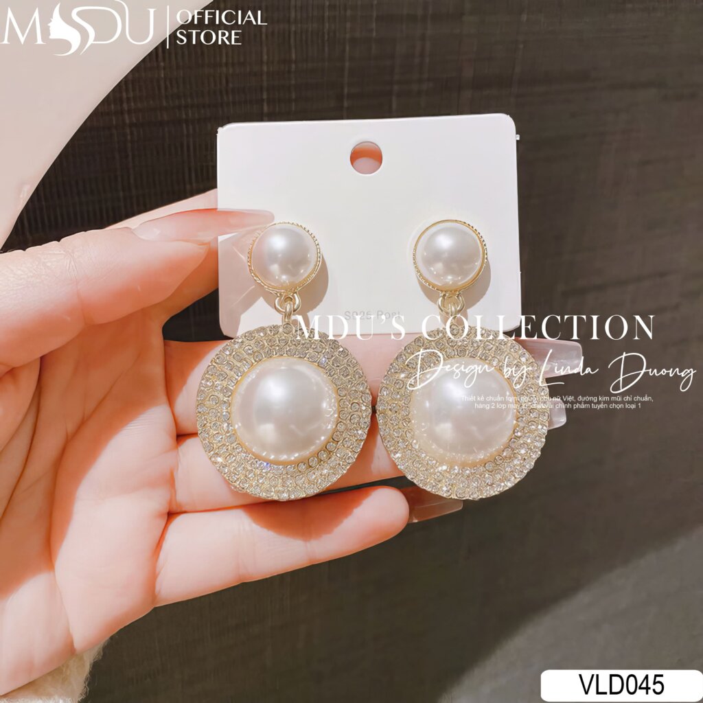 VLD045 – Dáng Tròn Kinh Điển, Toả Sáng Đầy Nội Lực 20 VLD045 – Dấu Ấn Nữ Quyền Trong Thiết Kế Hoa Tai Hai Tầng Sang Trọng
