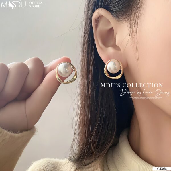 VLD058 – Hoa Tai Ngọc Trai Tối Giản, Đậm Dấu Ấn Cá Tính
