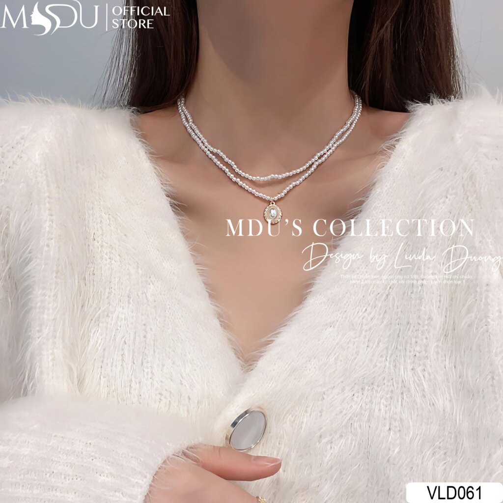 VLD061 – Vòng Cổ Ngọc Trai Cổ Điển Mặt Oval Sang Trọng 19 VLD061 – Vẻ Đẹp Của Sự Nâng Niu Và Hồi Ức