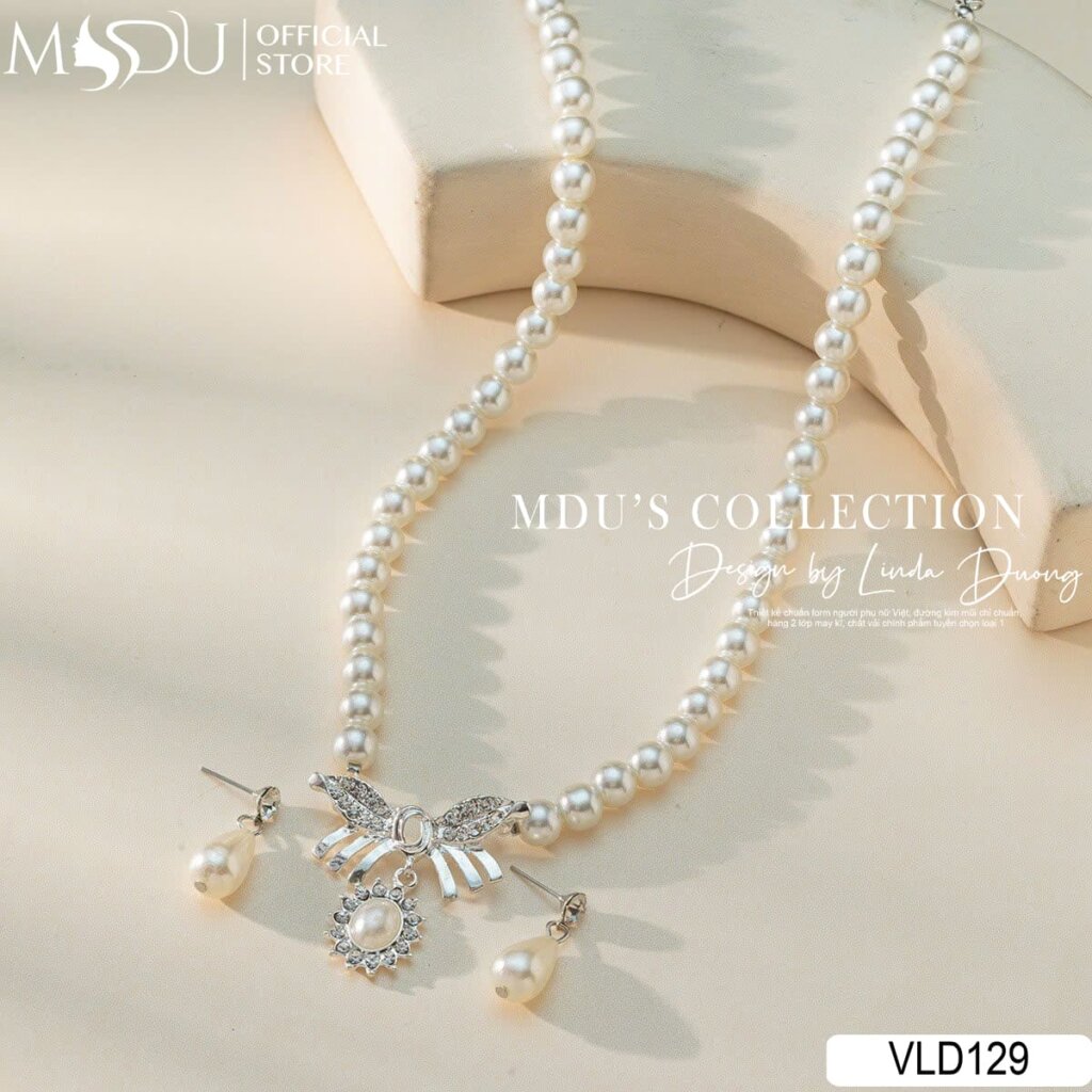 VLD129 – Bộ Trang Sức Ngọc Trai Hoa Pha Lê Quyến Rũ 19 Tinh Tế Và Dịu Dàng Với Bộ Trang Sức VLD129