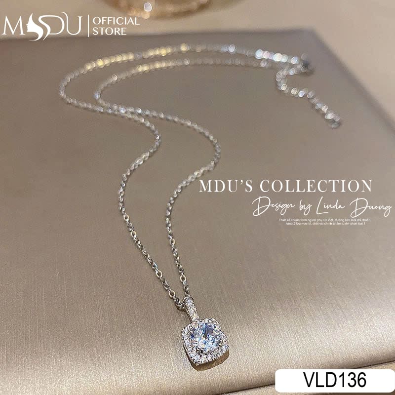 VLD136 – Dây Chuyền Mặt Đá Pha Lê Vuông Tinh Tế 19 Phụ Kiện Đẳng Cấp Cho Quý Cô Hiện Đại VLD136