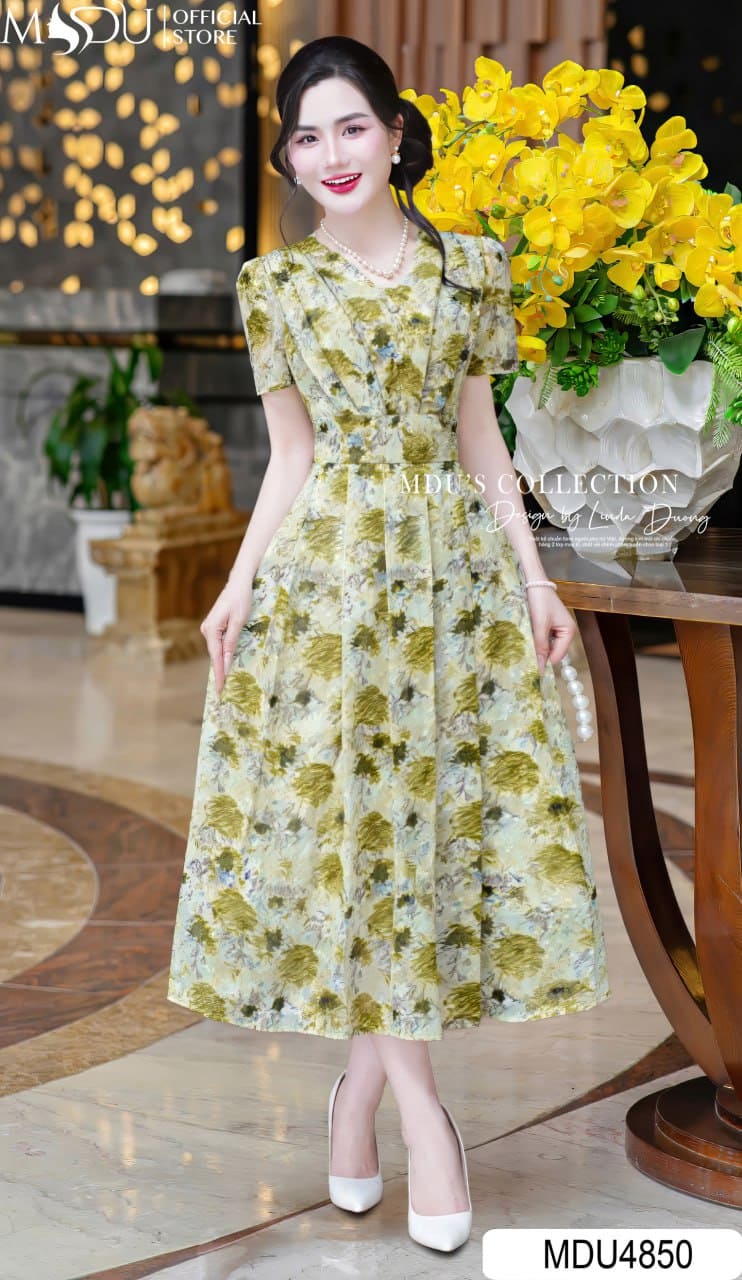Thời trang đi biển cho mẹ bỉm sữa – Tự Tin Tỏa Sáng 13 Gợi ý BST váy đi biển cho mẹ bỉm sữa từ MDU