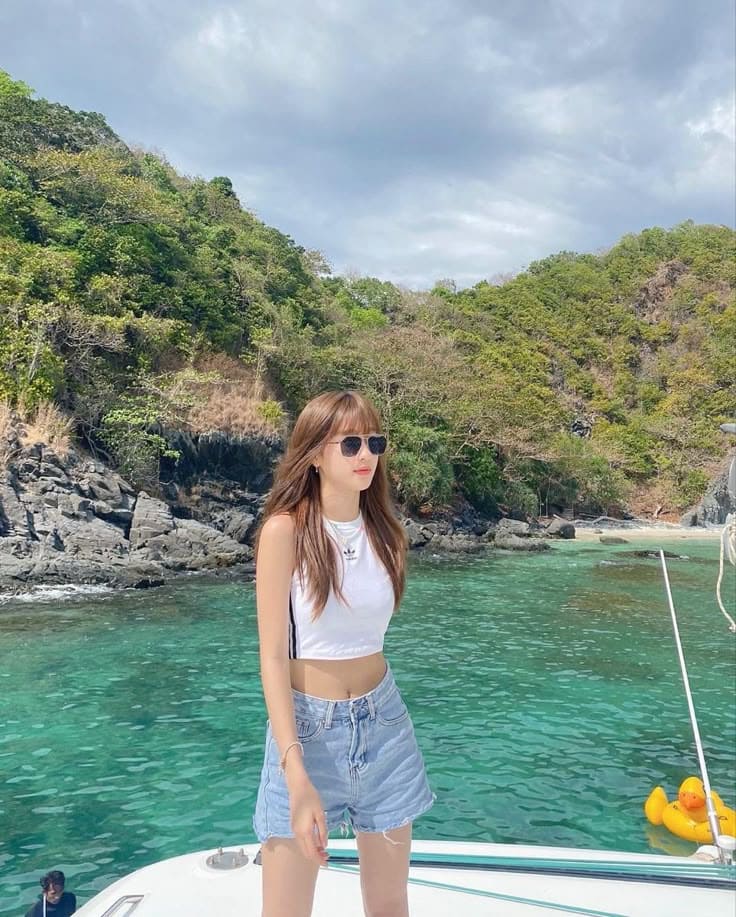 Gợi Ý Mix & Match Thời Trang Đi Biển Mùa Hè Dành Riêng Cho Phái Đẹp 6 Xu Hướng Thời Trang Đi Biển Mùa Hè 2025 - Set Đồ Phù Hợp