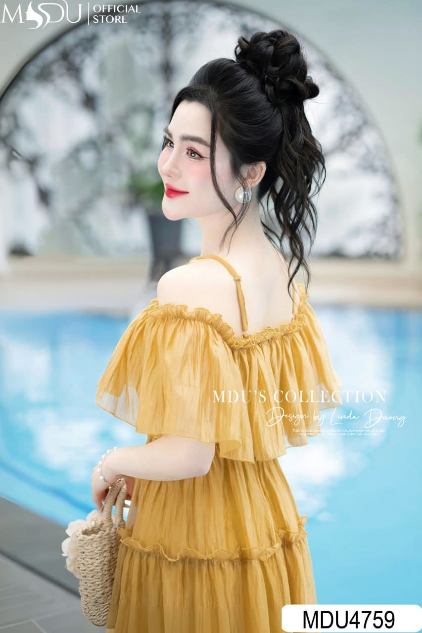 Biến Hóa Phong Cách Với Váy Mặc Đi Biển Đẹp Để Thành Nữ Hoàng Của Bãi Biển 9 Các Kiểu Váy Mặc Đi Biển Đẹp Lung Linh Cho Chị Em - Váy Hở Lưng