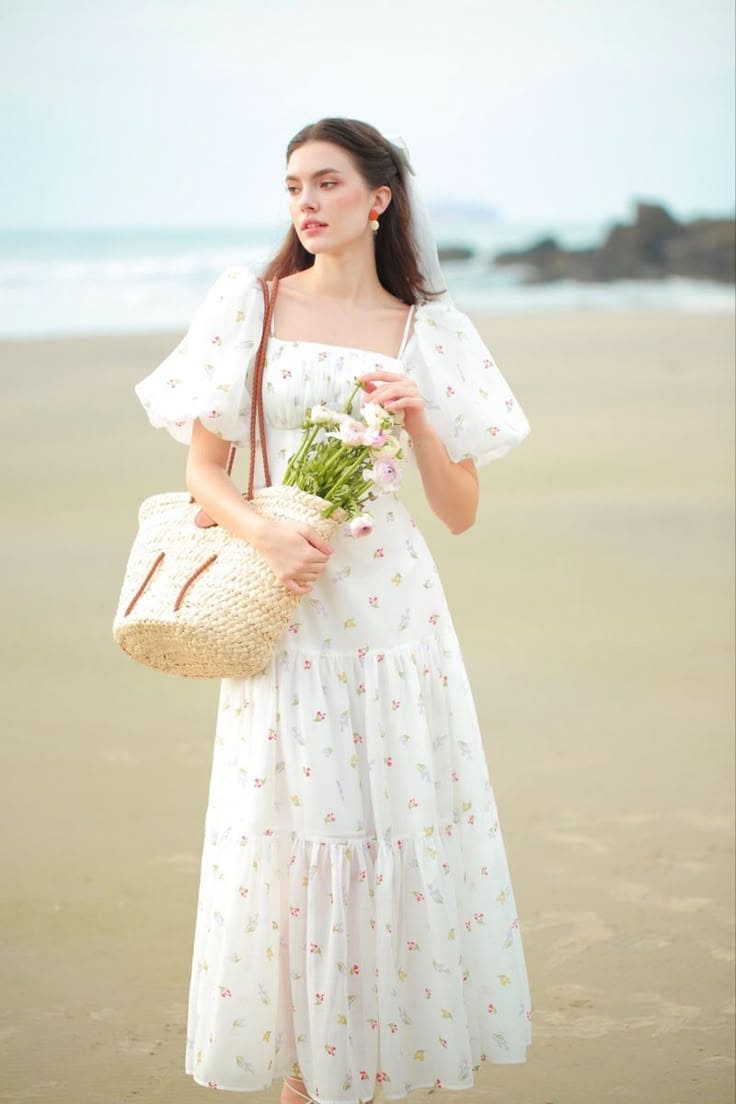 Gợi Ý TOP 5+ Váy Maxi Trắng Đi Biển Khiến Ai Cũng Phải Ngoái Nhìn 12 Phối đồ với Váy Maxi trắng Đi Biển – Bí Kíp Tỏa Sáng