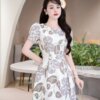 Váy Thiết Kế MDU4950 Chéo Hàn Hoa Trung Tính Tay Bồng Đai Eo Cúc Ngọc 9 vay thiet ke MDU4950 1 Mdu Fashion