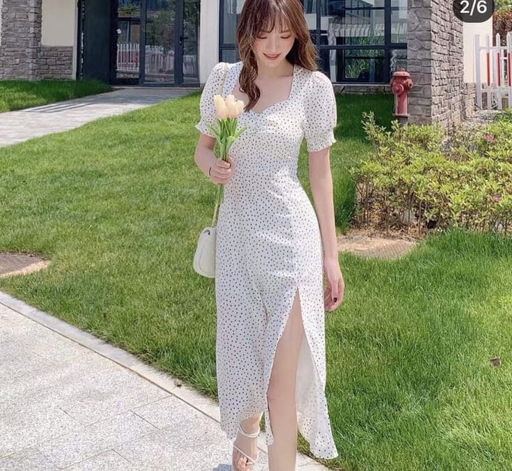 Top 5 Mẫu Đầm Maxi Voan Đi Biển Dành Riêng Cho Nàng 6 Các kiểu đầm maxi voan đi biển hot nhất hiện nay - Đầm maxi xẻ tà