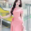 Váy Thiết Kế MDU5157 Lụa Twist Satin Dáng Midi Ôm Nhẹ Cổ Lệch Tay Chun Hoa Đính Eo 9 vay thiet ke MDU5157 1 Mdu Fashion