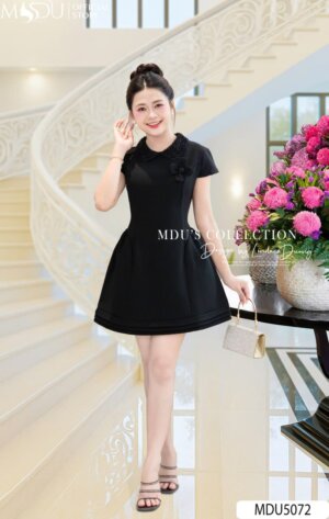 Váy Thiết Kế MDU5072 Tuyết Mưa Hàn Cao Cấp Cổ Tròn Phối Ngọc – Tinh Tế, Quyến Rũ Và Sang Trọng