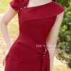 Váy Thiết Kế MDU5129 Lụa Mango Ý Đỏ Rượu Ôm Nhẹ Lệch Vai Đính Hoa Thanh Lịch, Gợi Cảm Và Đầy Cuốn Hút 12 vay thiet ke mdu5129 3 Mdu Fashion