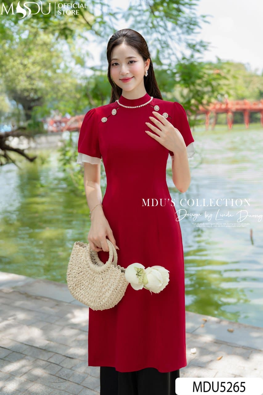 Top 9 Áo Dài Dự Tiệc Cho Mẹ Cô Dâu: Lựa Chọn Tôn Vinh Vẻ Đẹp Đằm Thắm 4 Kiểu Dáng Áo Dài Dự Tiệc Cho Mẹ Cô Dâu Phù Hợp Với Vóc Dáng