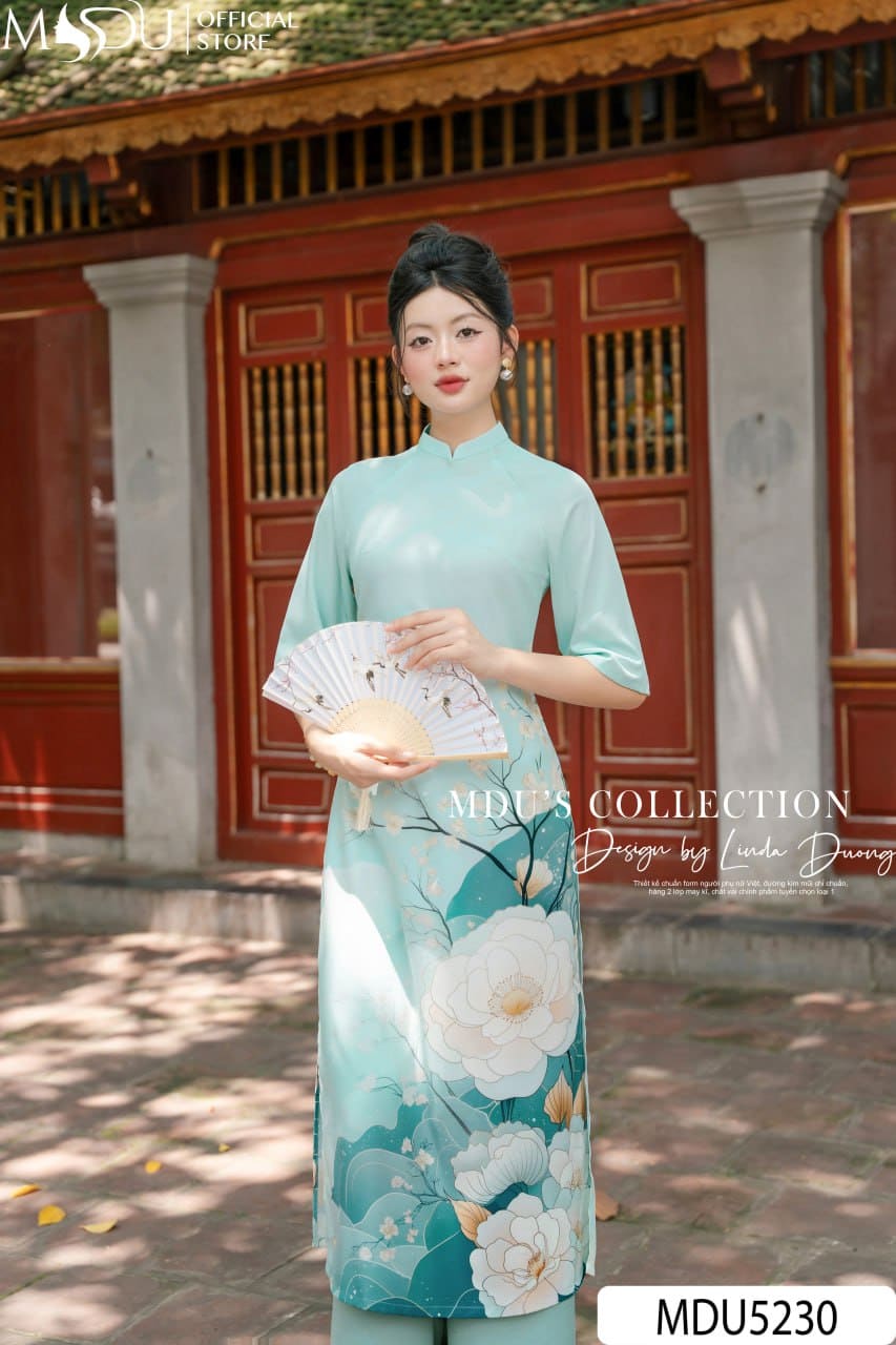 Top 9 Áo Dài Dự Tiệc Cho Mẹ Cô Dâu: Lựa Chọn Tôn Vinh Vẻ Đẹp Đằm Thắm 2 Áo Dài Dự Tiệc Cho Mẹ Cô Dâu: Gìn Giữ Truyền Thống, Thêm Nét Hiện Đại