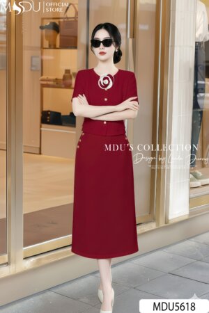 Set Thiết Kế MDU5618 Text Gân Đỏ Cao Cấp Hoa Đính Cổ Thanh Lịch Và Quyến Rũ