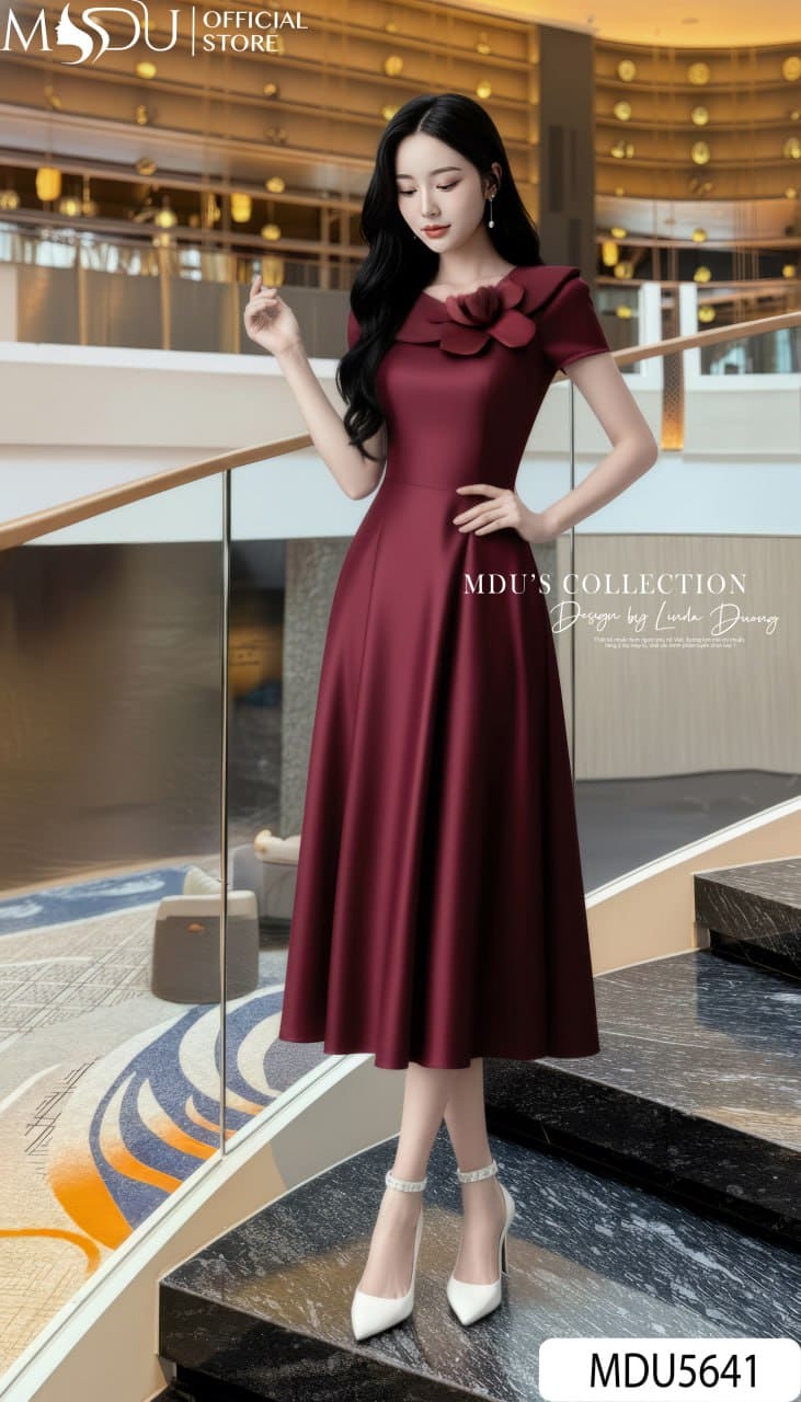 Váy Thiết Kế MDU5641 Lụa Vân Ép Mùng Đỏ Rượu Vang Dáng Xòe Cổ Sen Hoa Đính Thanh Lịch
