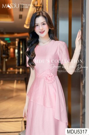 Alternative view of Váy Thiết Kế MDU5317 Tencel Nhăn Hồng Ngọt Ngào, Lãng Mạn Và Duyên Dáng