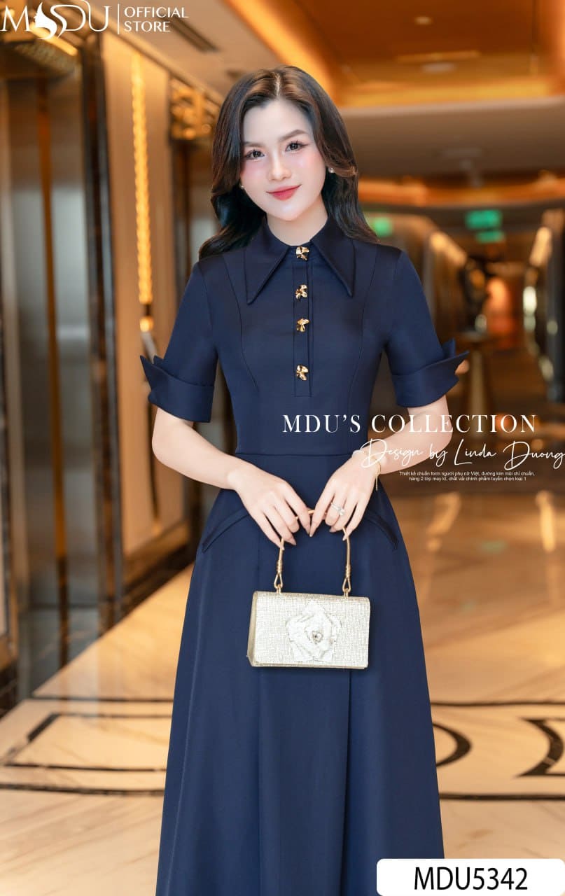 Váy Thiết Kế MDU5342 Mango Ý Xanh Navy Thanh Lịch, Cổ Điển Và Chuẩn Khí Chất Quý Cô Hiện Đại 4 Váy Thiết Kế MDU5342 Mango Ý Xanh Navy Thanh Lịch, Cổ Điển Và Chuẩn Khí Chất Quý Cô Hiện Đại - Ảnh 2