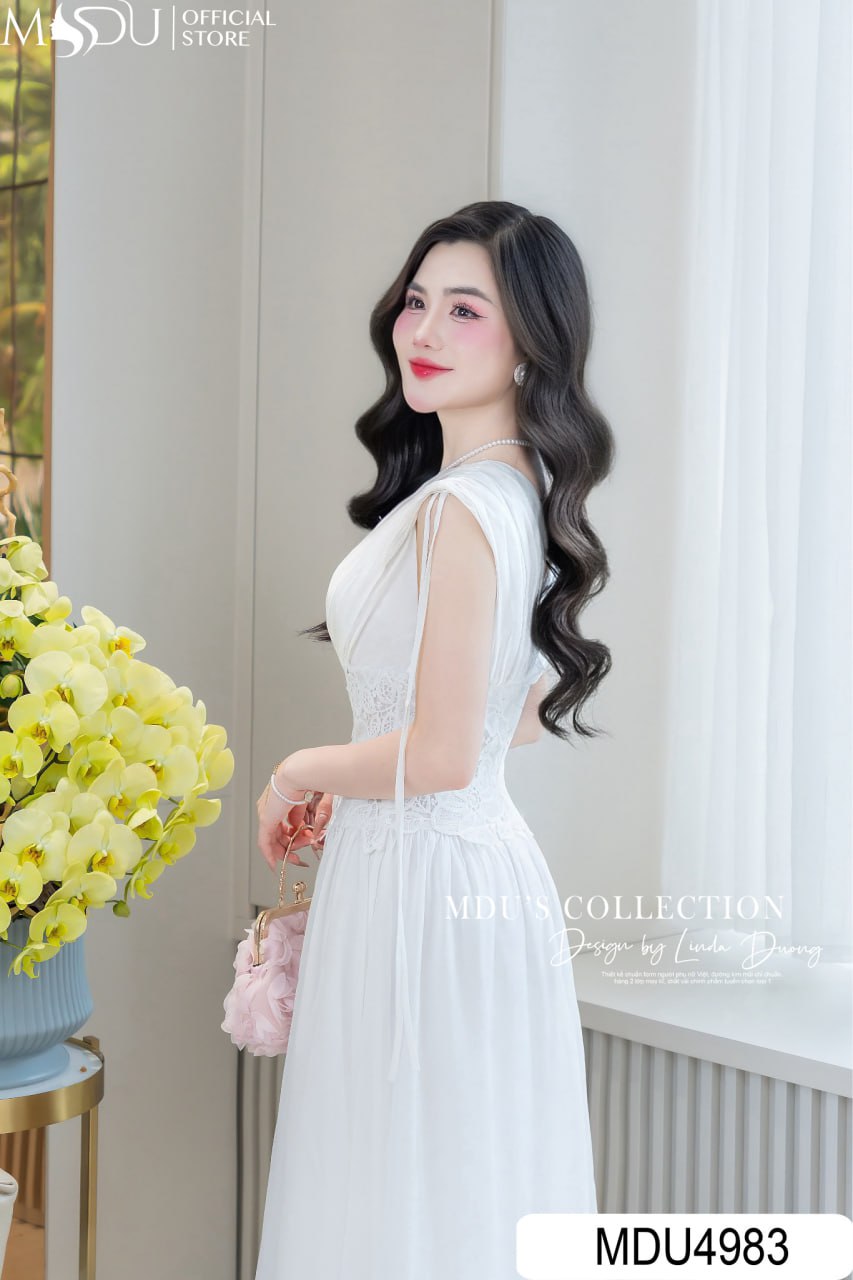 Váy Thiết Kế MDU4983 Tơ Nhũ Trắng Nhẹ Dài Xòe Cổ V Chéo Phối Ren Thêu Nổi Tinh Khôi Và Sang Trọng 4 Váy Thiết Kế MDU4983 Tơ Nhũ Trắng Nhẹ Dài Xòe Cổ V Chéo Phối Ren Thêu Nổi Tinh Khôi Và Sang Trọng - Ảnh 2