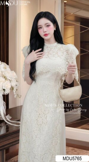 Alternative view of Áo Dài Thiết Kế MDU5765 Ren Nổi Cao Cấp Phối Lưới Áo Choàng Lông Ngọc Sang Trọng