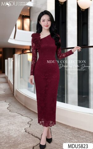 Váy Thiết Kế MDU5823 Ren Nổi Đỏ Rượu Vang Dáng Ôm Dài Xẻ Tà Hoa Thủ Công Quyến Rũ