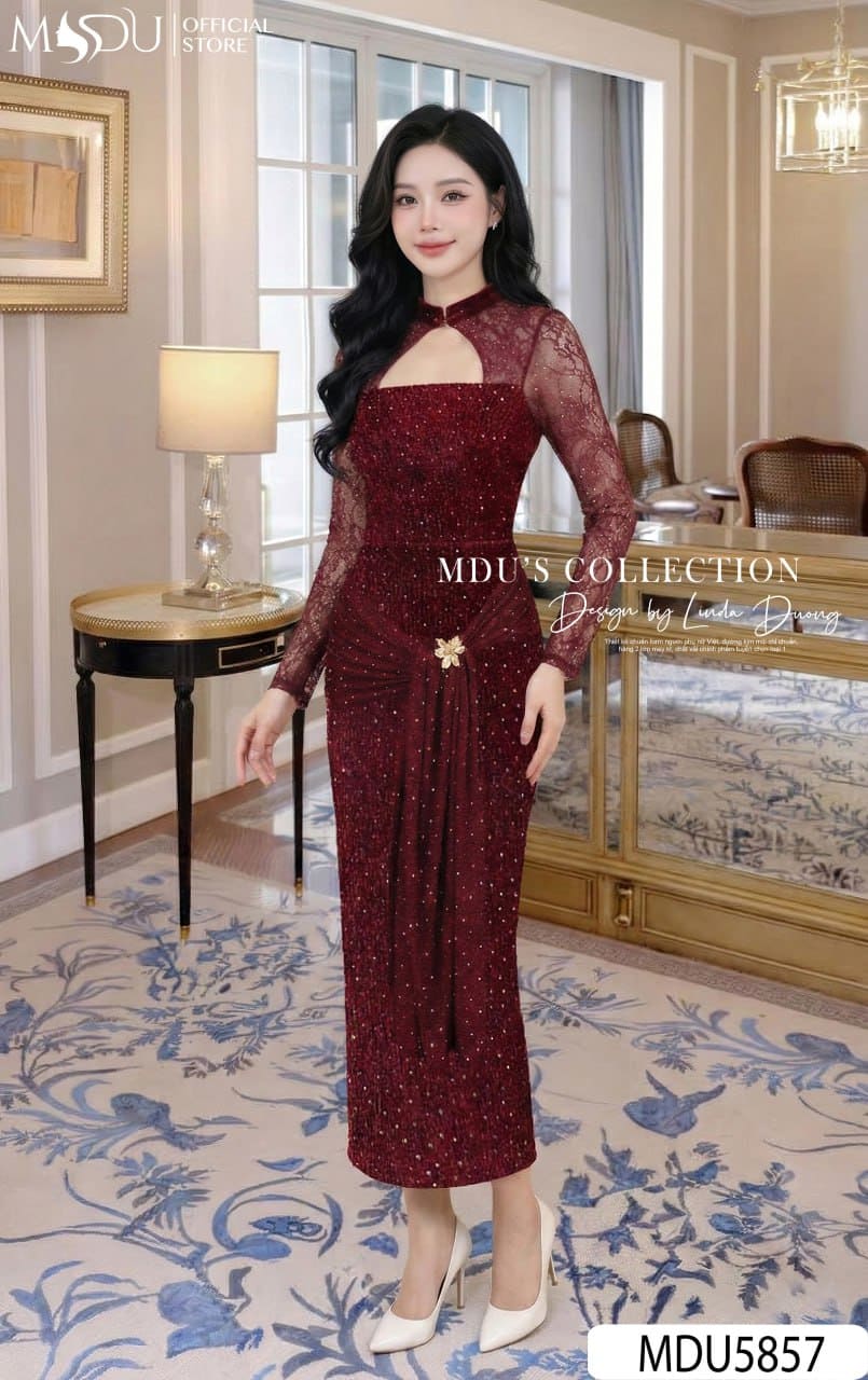 Váy Thiết Kế MDU5857 Nhung Đỏ Đô Dáng Ôm Midi Cổ Cao Khoét Ngực Đính Đá Quyến Rũ
