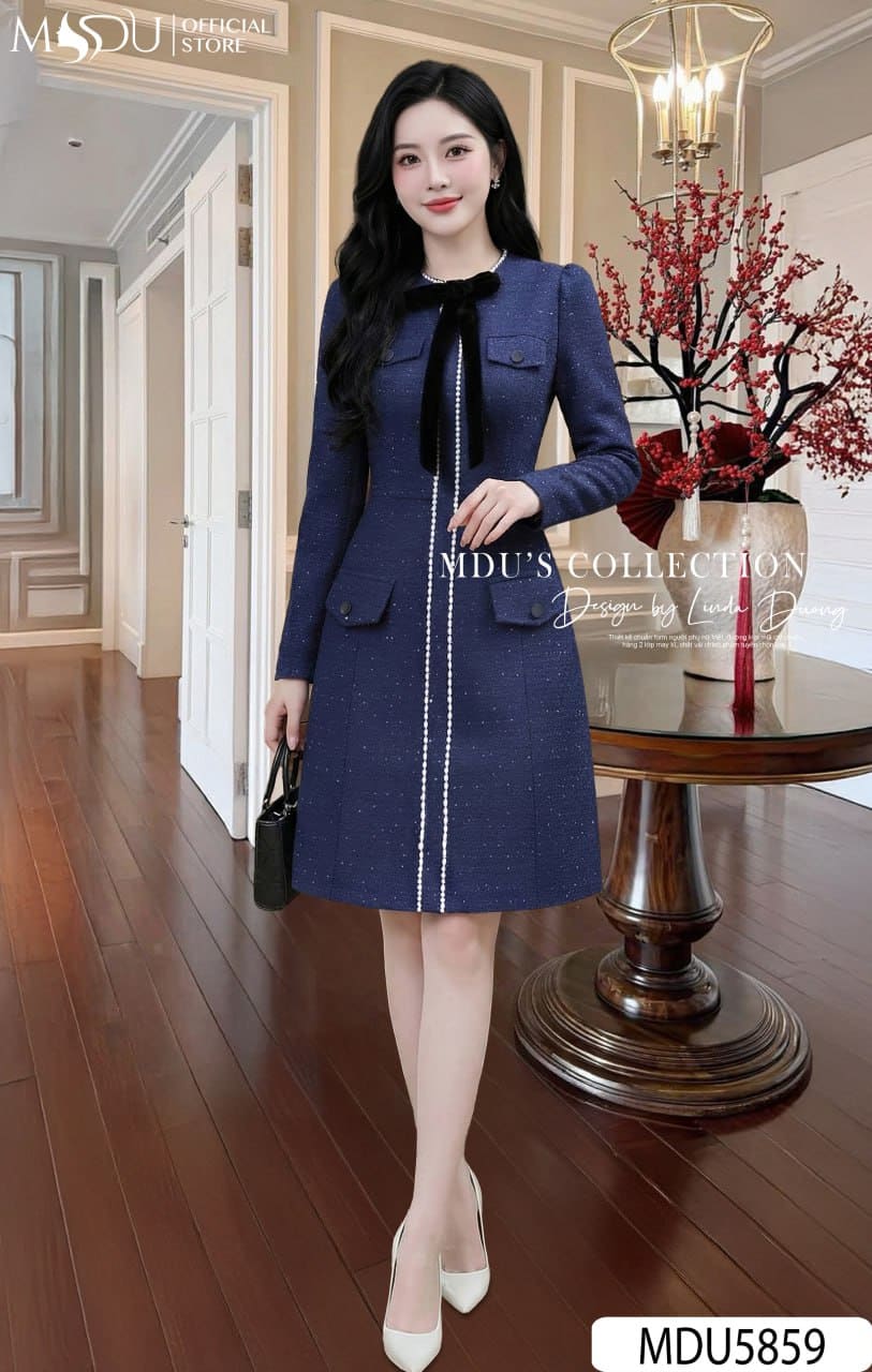 Váy Thiết Kế MDU5859 Dạ Tweed Kim Sa Xanh Than Dáng Trên Gối Nơ Nhung Đính Ngọc Thanh Lịch