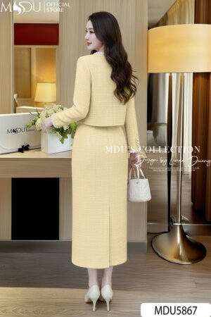 Alternative view of Set Dạ Tweed MDU5867 Vàng Thanh Lịch Áo Khoác Đính Ngọc Hoa Chân Váy Ôm Midi Xẻ Tà