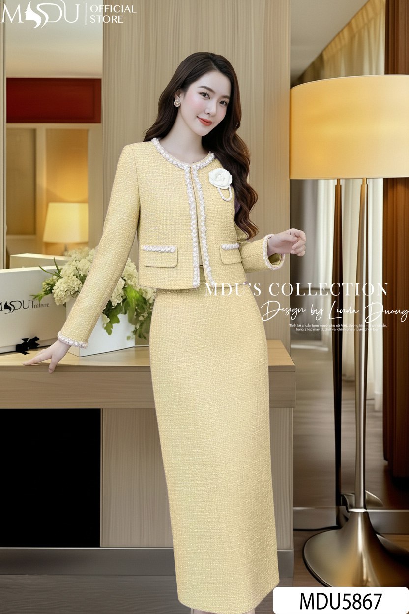 Set Dạ Tweed MDU5867 Vàng Thanh Lịch Áo Khoác Đính Ngọc Hoa Chân Váy Ôm Midi Xẻ Tà 4 Set Dạ Tweed MDU5867 Vàng Thanh Lịch Áo Khoác Đính Ngọc Hoa Chân Váy Ôm Midi Xẻ Tà - Ảnh 3
