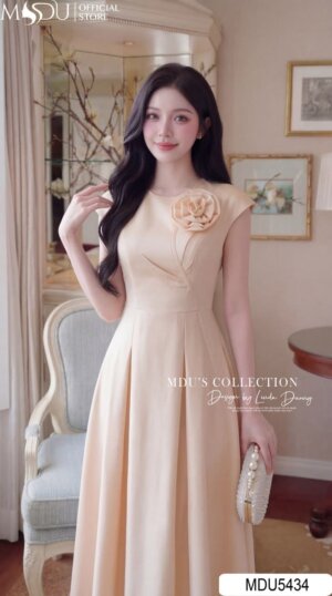 Alternative view of Váy Thiết Kế MDU5434 Lụa Twist Satin Kem Dịu Dàng, Thanh Lịch Và Quý Phái