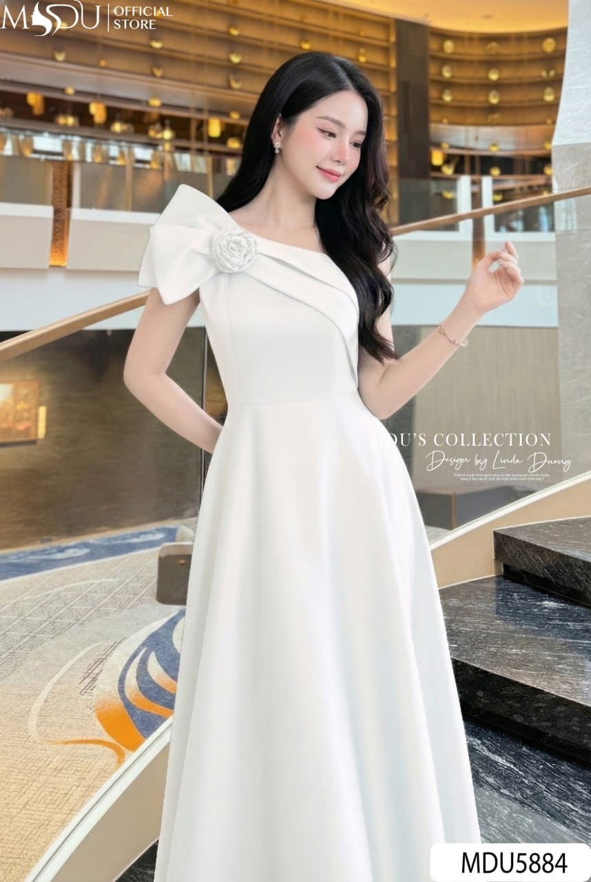 Váy Thiết Kế MDU5884 Lụa Twist Satin Trắng Tinh Khôi, Sang Trọng Và Kiêu Sa 4 Váy Thiết Kế MDU5884 Lụa Twist Satin Trắng Tinh Khôi, Sang Trọng Và Kiêu Sa - Ảnh 2