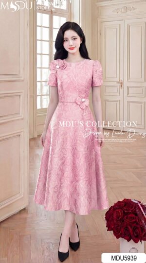 Alternative view of Váy Thiết Kế MDU5939 Hồng Phấn Dịu Dàng Thanh Lịch Và Yêu Kiều