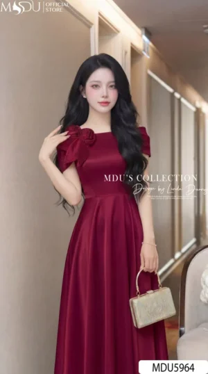 Alternative view of Váy Thiết Kế MDU5964 Lụa Vân Đỏ Đô Quyến Rũ Sang Trọng, Kiêu Sa Và Đầy Cuốn Hút