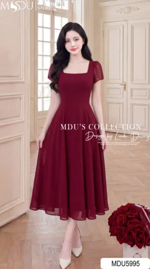 Alternative view of Váy Thiết Kế MDU5995 Tơ Óng Hàn Cao Cấp Đỏ Đô Sang Trọng, Quyến Rũ Và Đầy Khí Chất